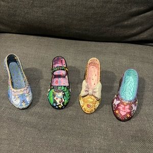 Set of 4 Disney decorative shoes